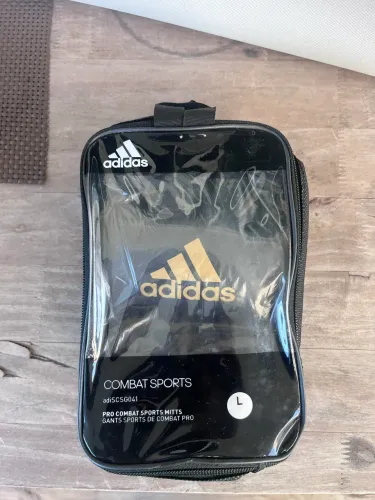 Luva MMA Adidas Pro Combat ( 8 UNIDADES DISPONÍVEIS, TODAS NOVAS E ORIGINAIS) 