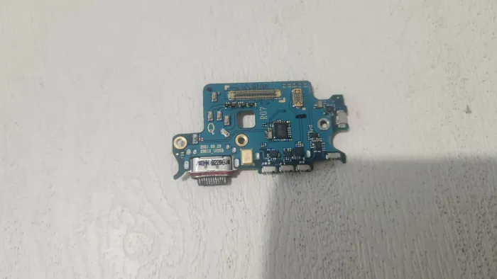 Vendo Subplaca de Carga Original S22