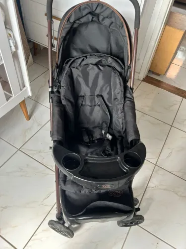 Carrinho de Bebê Alça Reversível  Cosco Kids