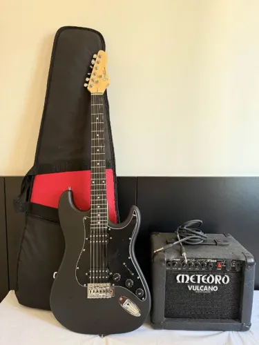 Kit Guitarra Stratocaster