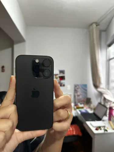 iPhone 14 - PRO (CHIP FÍSICO)