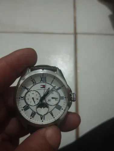 Relógio TOMMY HILFIGER 