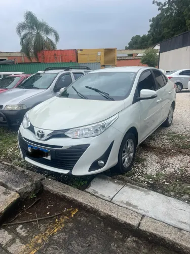 Toyota Yaris XL Sedan 1.5 Flex 16V 4P Mec. 2019