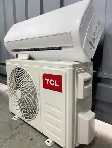 AR CONDICIONADO TCL 24.000 BTUS