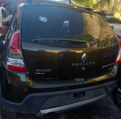 Sandero stepway 1.6 2014 sucata