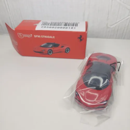 Ferrari SF90 Stradale Original Bburago 1/64 Premium - Abre Portas e Pneu de Borracha<br><br>