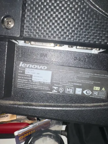 MONITOR LENOVO