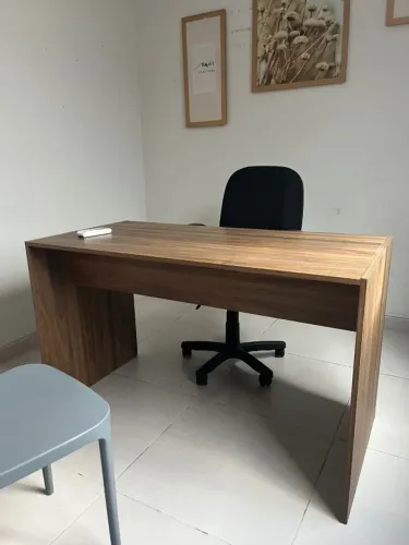MESA DE ESCRITORIO