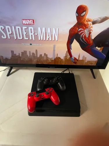 PS4 Slim