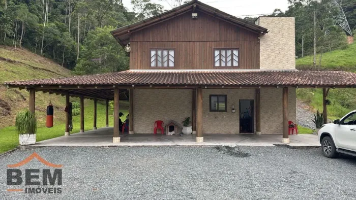 Sítio com 3 dormitórios à venda, 107000 m² - Belchior Alto - Gaspar/SC