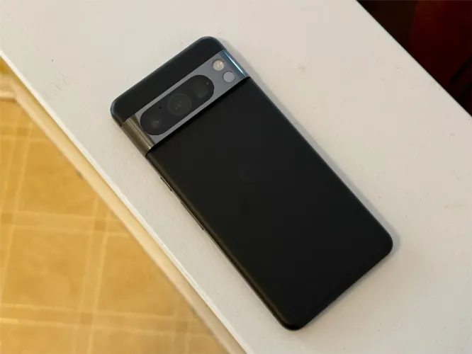 Celular Google Pixel 8 PRO / 12GB RAM, 128GB ( preto )