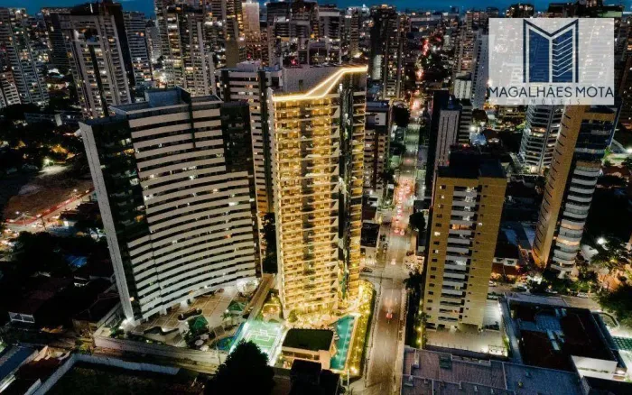 Apartamento com 4 dormitórios à venda, 254 m² por R$ 3.760.000,00 - Meireles - Fortaleza/C