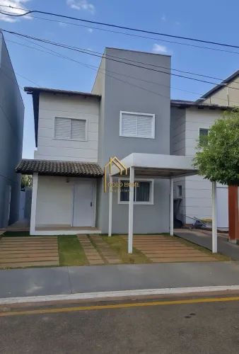 Casa à Venda no Condomínio Vivere