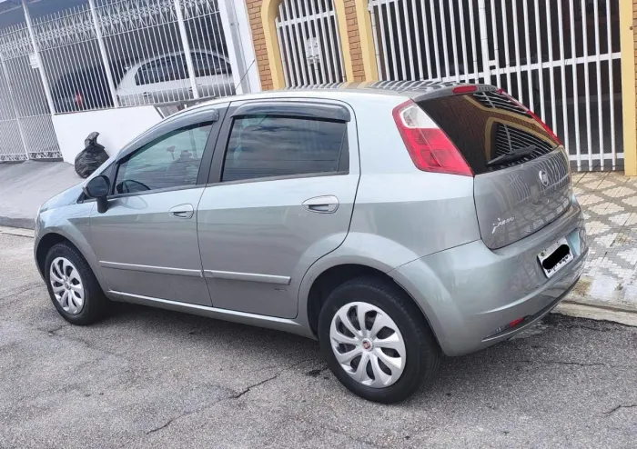 Fiat Punto ELX 1.4 Fire Flex 8V 5P 2008