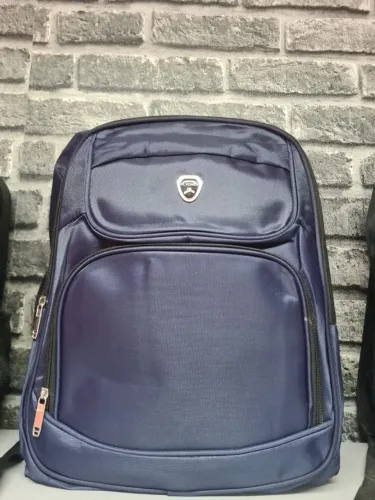 Mochila azul-marinho de estilo executivo