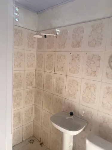 Alugo apartamento