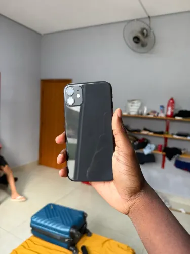 iPhone 11