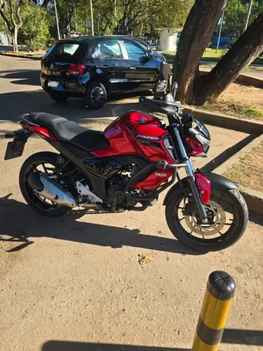 FZ15 2024 Vermelha Imperdível