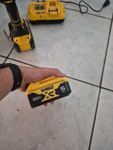 Bateria dewalt 5A 