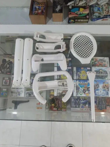 Lote de Acessórios De Wii - No Estado