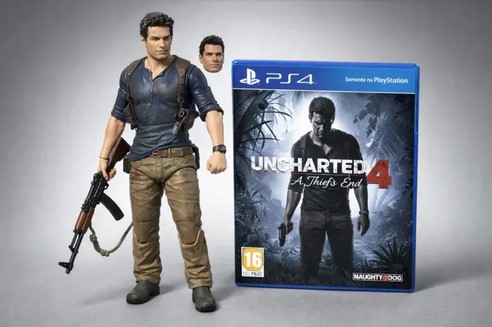 Uncharted 4 - Action Figure Nathan Drake + Jogo PS4