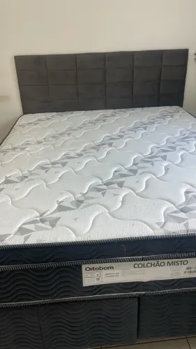 Cama box com cabeceira