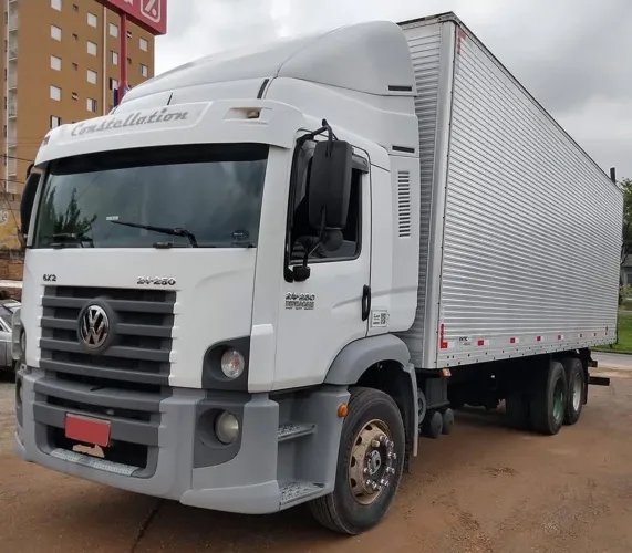 Vw 24.250 Com Baú 2012