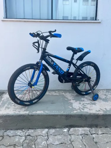 Bicicleta semi nova