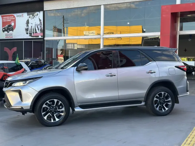 Toyota Hilux SW4 4X4 2.8 Diesel 2020