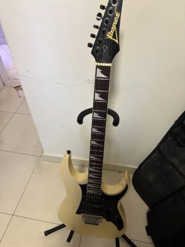 Ibanez HSH Branca com 2 Malagoli HH777 + Wilkinson + Bag R$ 1.700