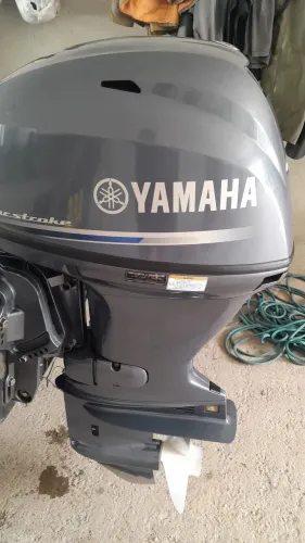 Motor de popa 40 hp 4t yamaha