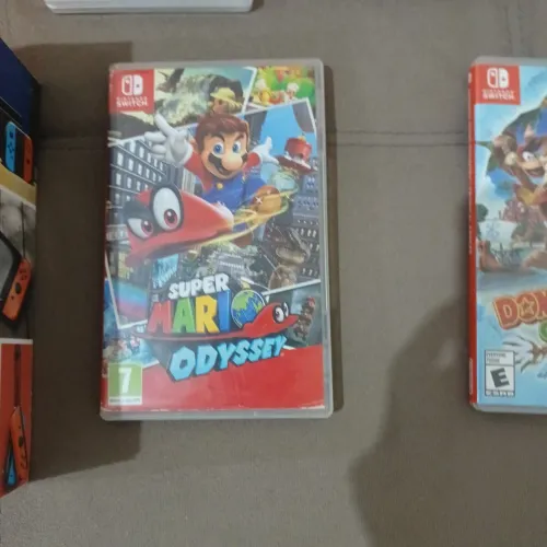 Nintendo Switch - Combo - Controle joy stick, controle profissional, 5 jogos, e video game