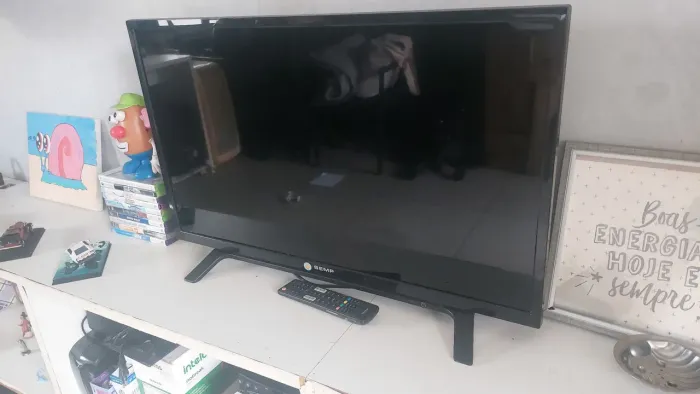 Tv 32 polegadas (só peças)