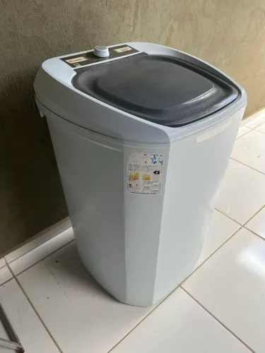 Vende se Tanquinho semi novo