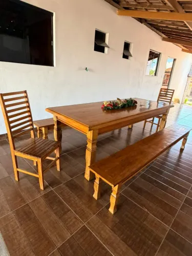 Mesa de jantar rústica