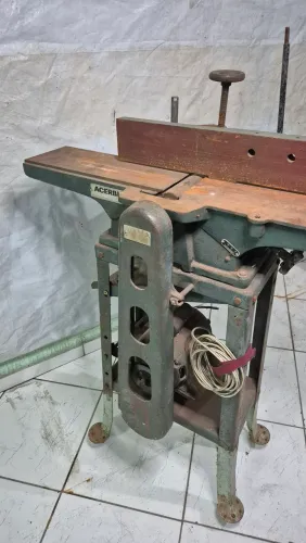 Plaina Desempenadeira ACERBI
