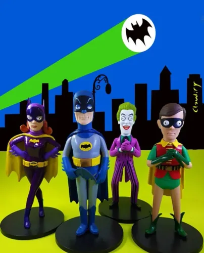 Vinyl Idolz Batman Tv Series: Batman Robin Coringa & Batgirl - funko