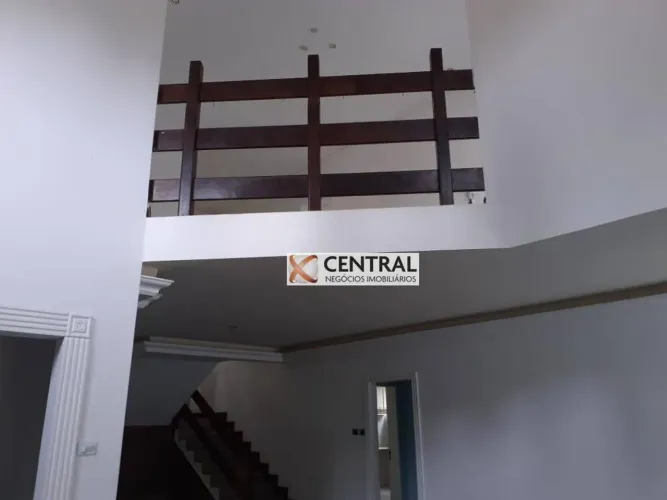 Casa com 3 dormitórios para alugar, 307 m² por R$ 22.590,00/mês - Caminho das Árvores - Sa