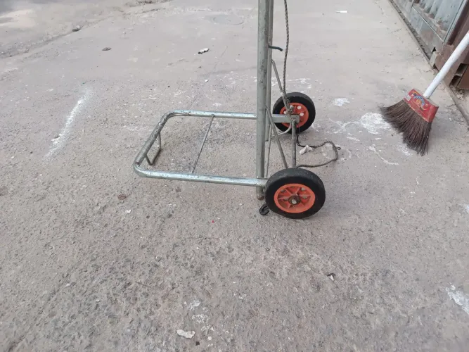Carrinho de carga dobrável ótimo estado 