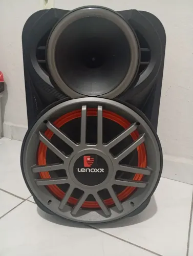 Caixa de som Lenox 600 RMS