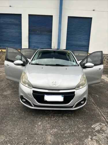 Peugeot 208 Allure 1.2 Flex 12V 5P Mec. 2017
