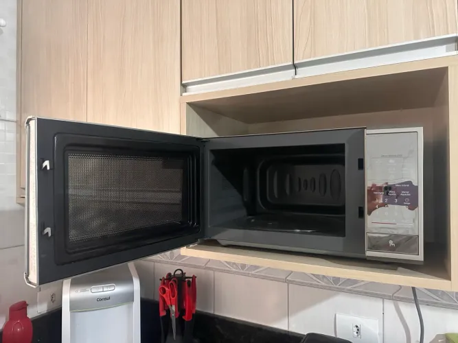 Microondas LG 30 litros