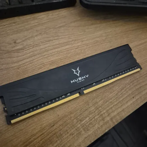 Memória Husky 8 GB DDR4 2666 MHz