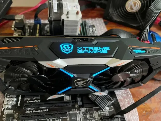 Placa de video GTX1060 6gb Aorus Extreme Edition