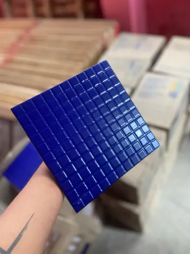 Revestimento pra piscina azul ROYAL ESM BRILHO 20x20 Tipo A Elizabeth | 48 metros