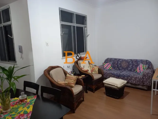 Excelente Apartamento de 2 Quartos na Urca