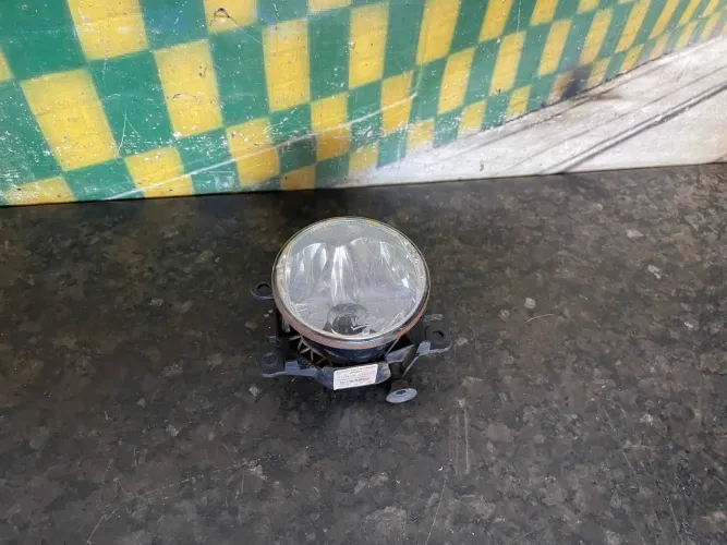 Farol de milha renalt sandero logan 2015 a 2019 261500097r