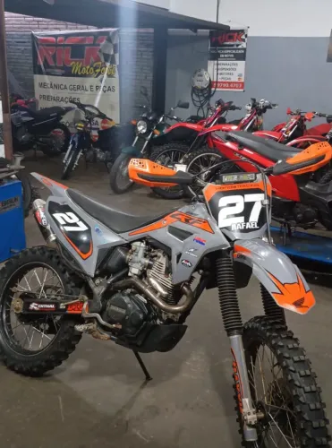 CRF 230 