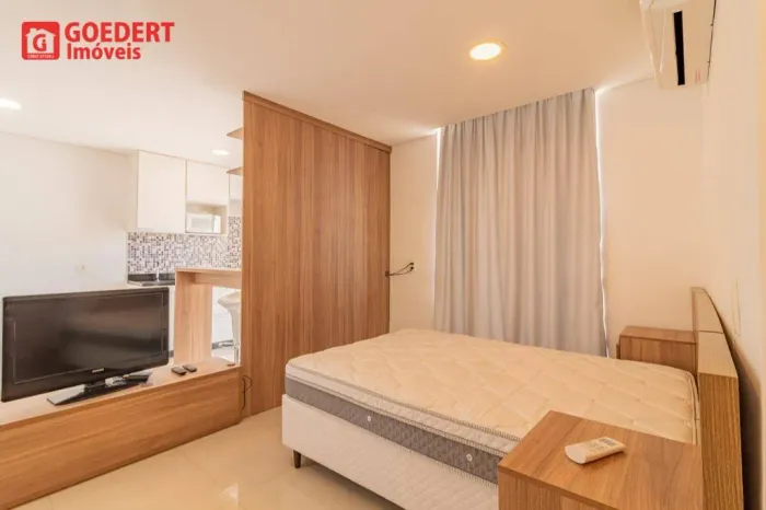 Apartamento Studio, Condomínio First com 1 dormitório para alugar, 38 m² por R$ 2.939/mês 