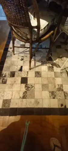 Tapete em couro 2,1 x 1,45, branco, preto cinza, elegante, aconchegante, facil de lavar